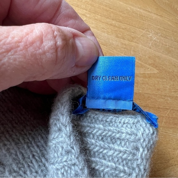 J MCLAUGHLIN GLOVES MERINO WOOL CASHMERE NYLON WARM COZY WINTER DESIGNER GRAY OS - Picture 8 of 8